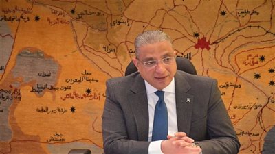 رحل أثناء أداء واجبه.. محافظ الجيزة ينعى رئيس الوحدة المحلية بناهيا