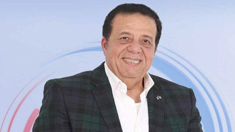 الدكتور عاطف عبد