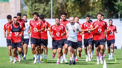 برنامج غذائي خاص للاعبي الأهلي في معسكر إسبانيا استعدادًا للموسم الجديد