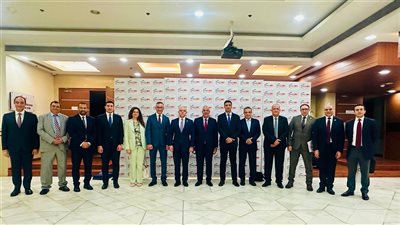 وفد اتحاد الصناعات المصرية يبحث مع مجتمع الأعمال الهندي فرص الاستثمار والتصنيع المشترك