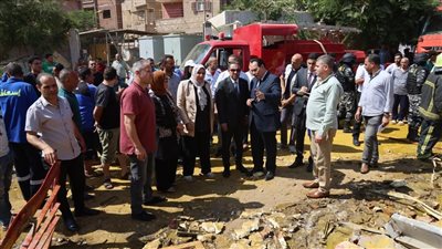 فاجعة «أجهور الرمل».. 3 وفيات و4 مصابين في حريق منفذ الدهانات.. والمحافظ يتفقد الموقع ميدانياً
