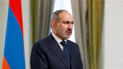 رئيس وزراء أرمينيا يبحث هاتفيًا مع الرئيس الأمريكي علاقات التعاون الثنائي