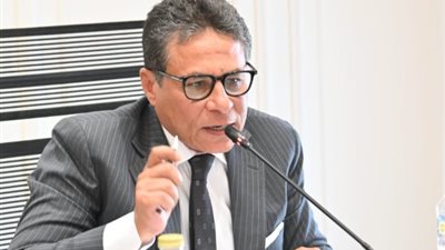 وكيل تشريعية النواب يطالب بحسم أزمة الخطوط المسجلة دون علم أصحابها