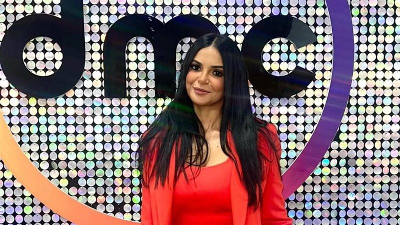 الفنانة مروة الأزلي
