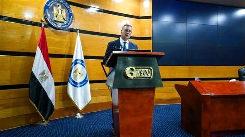  المهندس كريم بدوي وزير البترول 