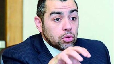 الوفد : البرلمان ارتكب خطيئة لا تغتفر بتمرير قانون السلطة القضائية