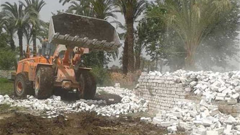 إزالة 48 حالة تعد