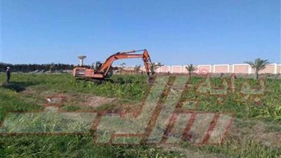 محافظ دمياط : ازالة تعديات علي 7.5 فدان بكفر البطيخ تابعين لجهاز التعمير