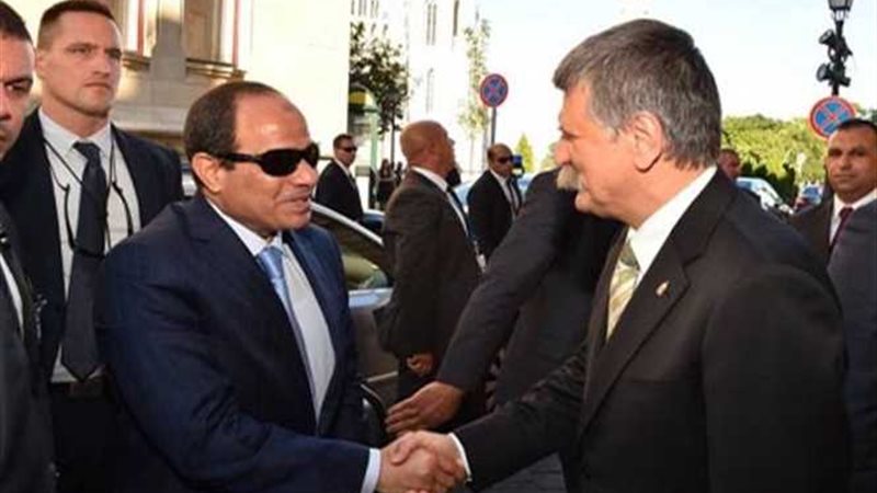 الرئيس السيسي يلتقى