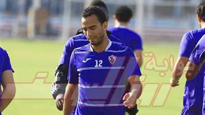 حسني فتحي يتمسك بالاستمرار مع الزمالك