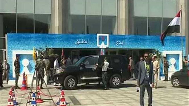 الوزراء والضيوف يتوافدون