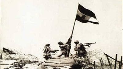 مائة ندوة لـ