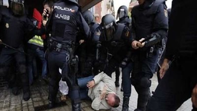 كتالونيا تعلن ارتفاع حصيلة مصابي الاستفتاء إلى 844 شخصًا