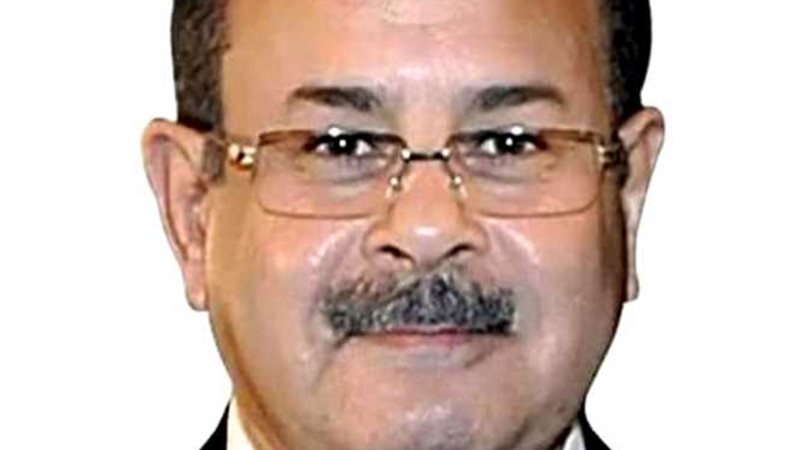 وزير الداخلية يهنئ