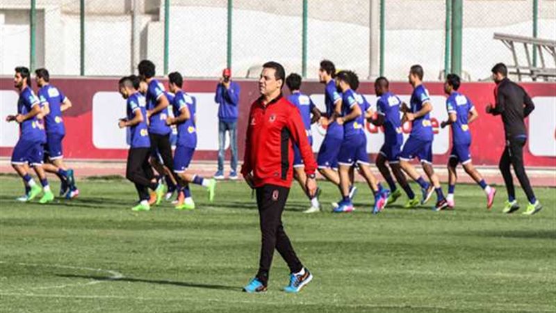 الأهلي يواصل تدريباته