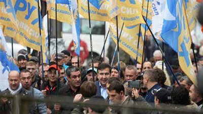 مواجهات بين الشرطة ومعتصمين قرب البرلمان الأوكراني