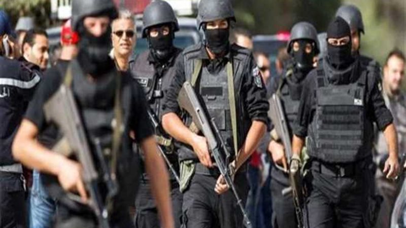 غلق مداخل و مخارج