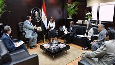 سحر نصر تبحث مع السفير الروماني تفعيل 4 مذكرات تفاهم بين البلدين