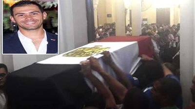 تشييع جثمان الشهيد أحمد حافظ في حادث الواحات بمسقط رأسه بالسويس