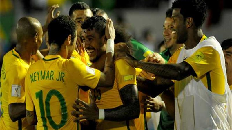 تأهل البرازيل لنصف