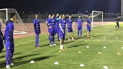 تدريبات خاصة لمدافعي الزمالك في المران الجماعي