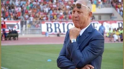 بعد الهزيمة من الأهلي.. رئيس النجم الساحلي يرفض إقالة الجهاز الفني