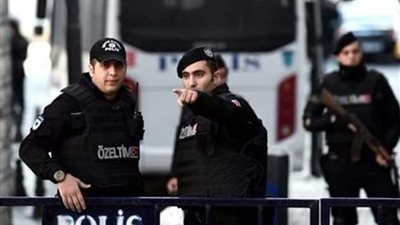 تركيا..اعتقال 121 موظفا سابقا في الخارجية
