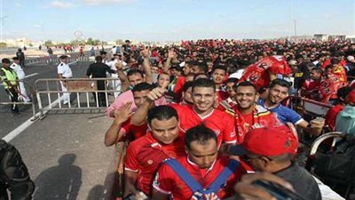 4 قطارات لنقل جماهير الأهلي إلى برج العرب