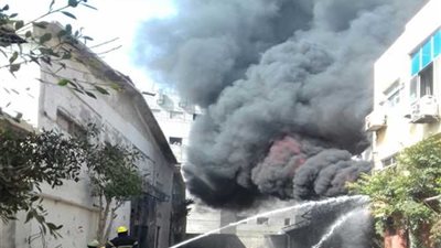 عاجل ...حريق بمصنع للغزل والنسيج غرب الإسكندرية