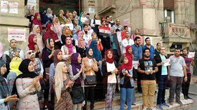 لليوم الرابع على التوالي وقفة احتجاجيه لاطباء التكليف للمطالبة بزيادة أعداد النيابات