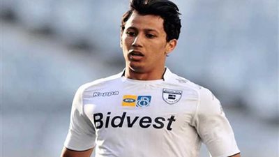 عمرو جمال يضع 