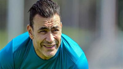 بعد نجاته من حادث سيارة ..الحضرى يحتفل بعيد ميلاد 