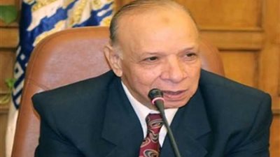 محافظ القاهرة: خطة تطوير شاملة لمنظومة الإنارة المركزية بالعاصمة