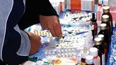 مدير مركز الحق في الدواء يحذر من شراء 