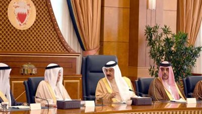 البحرين تفرض تأشيرات على القادمين من قطر