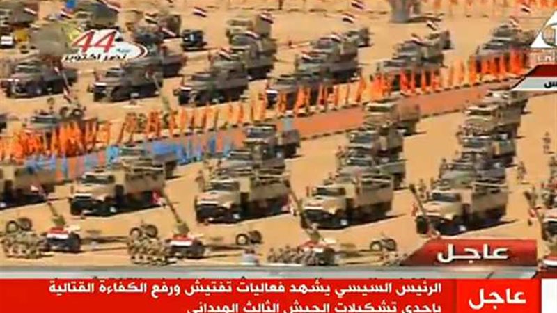 الرئيس السيسي يشهد