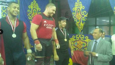 بالصور.. «شمال القاهرة للكهرباء» يحصد جوائز بطولة الشركات ببورسعيد