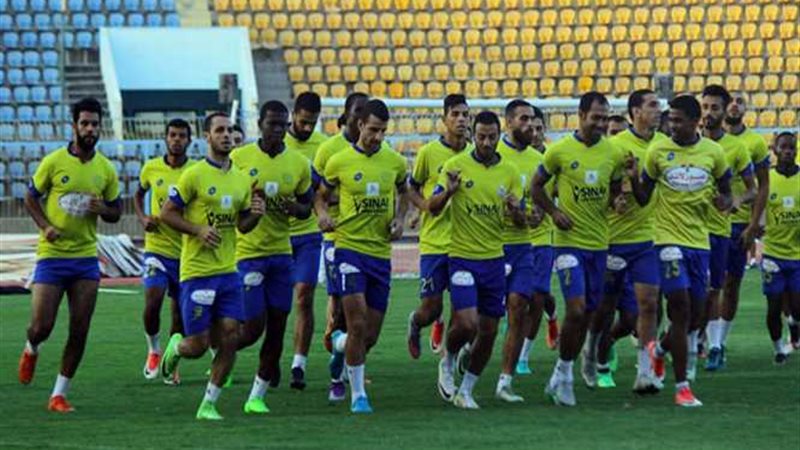 18 لاعبا في قائمة