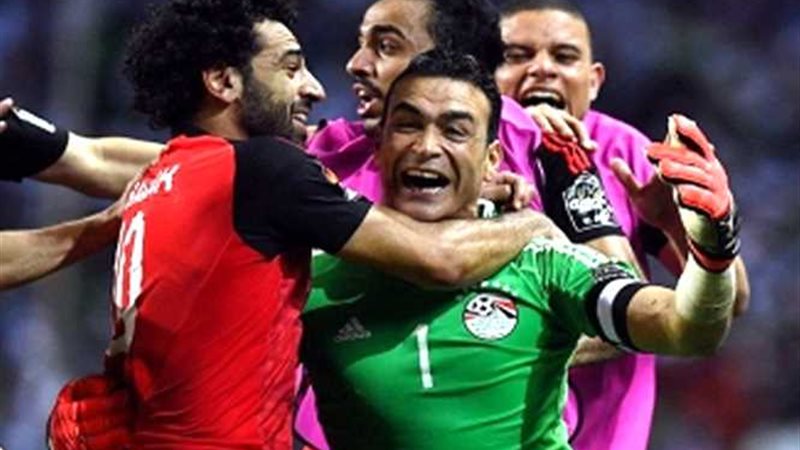 الحضري و صلاح  ضمن