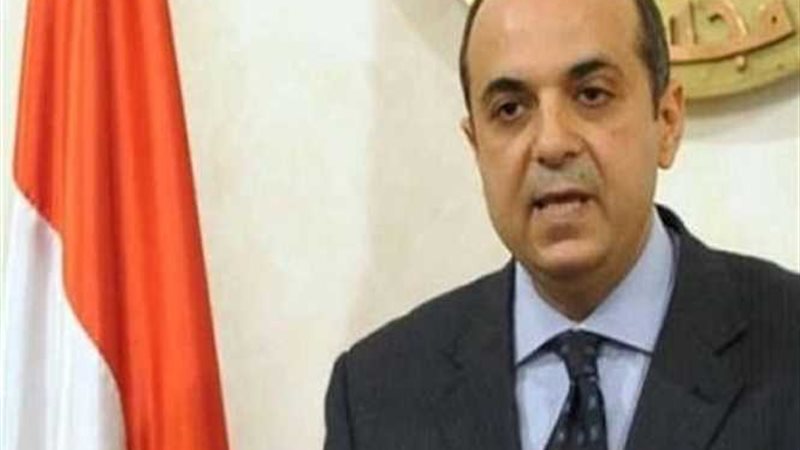 الحكومة توقف منح