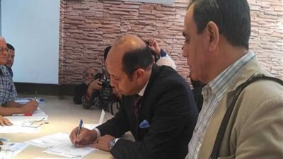 بالصور.. قائمة أحمد سليمان تتقدم بأوراق الترشح في انتخابات الزمالك