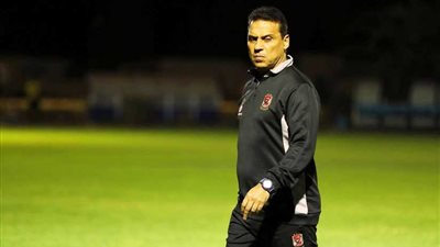 البدري يعقد محاضرتين فنيتين مع اللاعبين