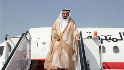 حاكم الشارقة يعيد لمصر 354 قطعة أثرية