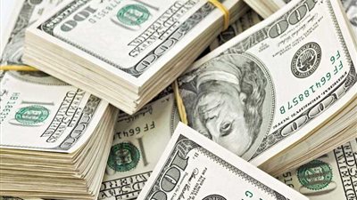 استقرار أسعار العملات والدولار يسجل 17.6 جنيه