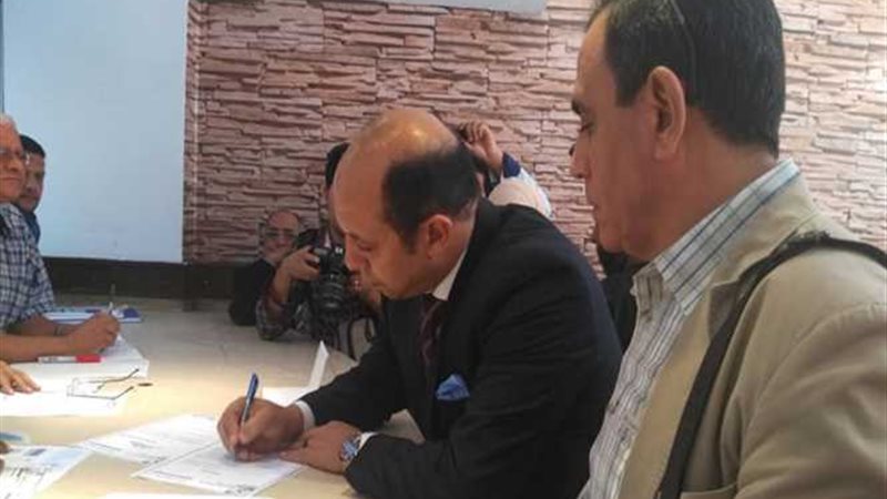 بالصور.. قائمة أحمد