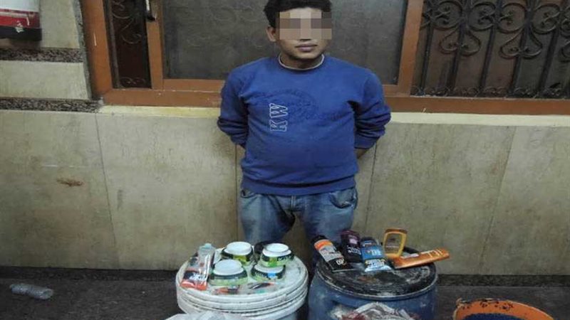 ضبط صاحب مصنع بحوزته