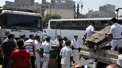 شرطة مرافق القاهرة تواصل حملاتها لإزالة عدد من الإشغالات والمخالفات