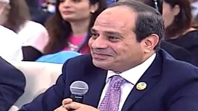 السيسي ينتصر للمرأة: ميصحش يكون عندنا قرى لا يورث فيها النساء.. والرفق بها من صحيح الدين