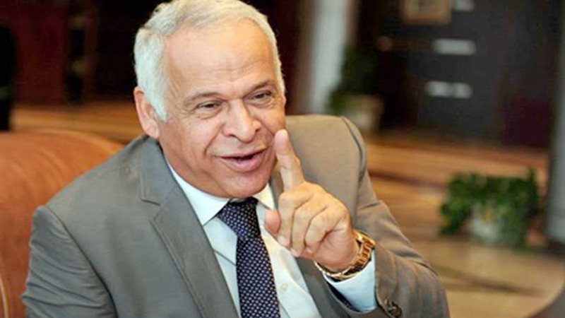 فرج عامر يشيد بإصرار