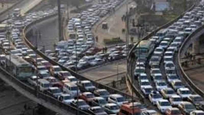 كثافة مرورية عالية